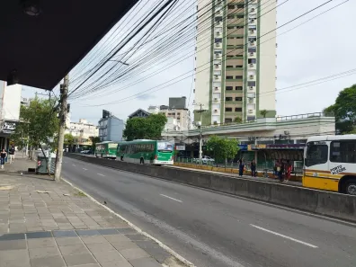 Prédio/Edifício Inteiro com 14 Quartos à venda, 622m² no Rio Branco, Porto Alegre
