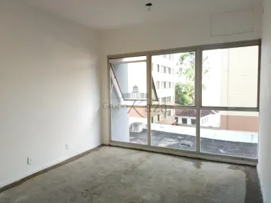 Conjunto Comercial / Sala à venda, 28m² no Centro, São José dos Campos
