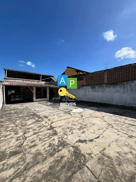Foto do imóvel - Casa para comprar com 500 m², 3 quartos, 2 banheiros, 10 vagas