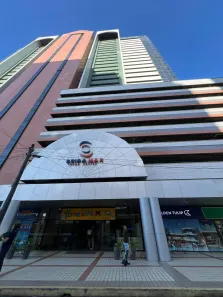 Conjunto Comercial / Sala com 5 Quartos para venda ou aluguel, 72m² no Meireles, Fortaleza