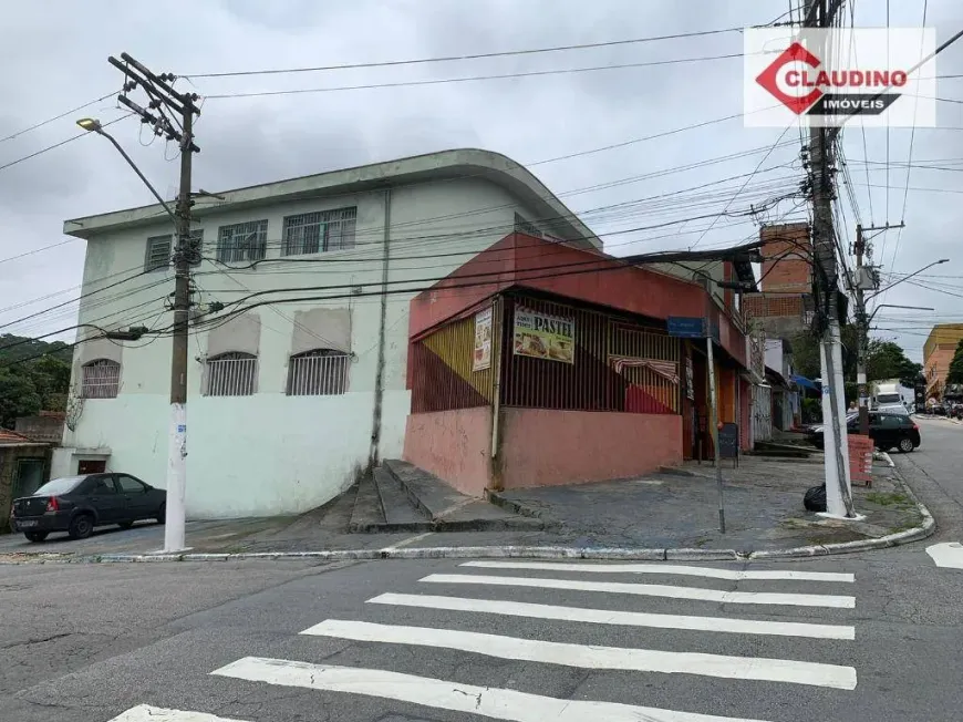 Foto do imóvel - Ponto comercial/Loja/Box à venda com 239 m², 2 banheiros e 3 vagas na garagem em