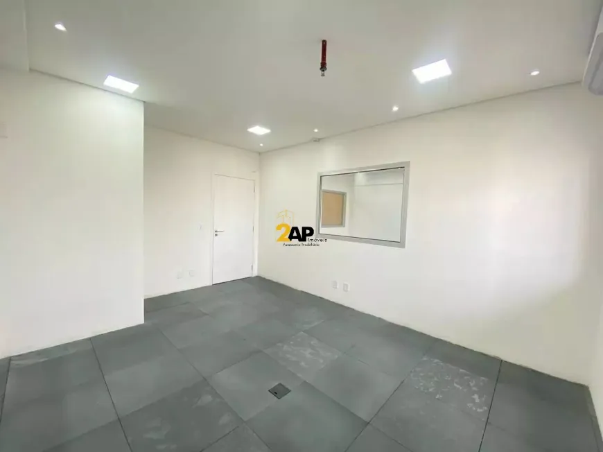 Foto do imóvel - Sala/Conjunto/Escritório para alugar com 60 m², 1 banheiro e 2 vagas na garagem próximo à.