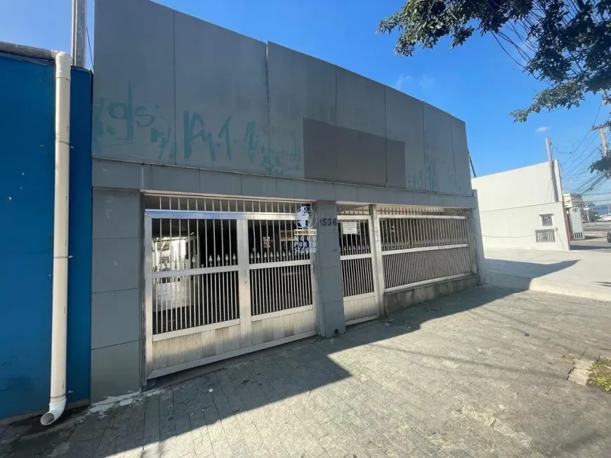 Foto do imóvel - Casa para alugar com 4 quartos, 4 banheiros, 264 m² e quintal em
