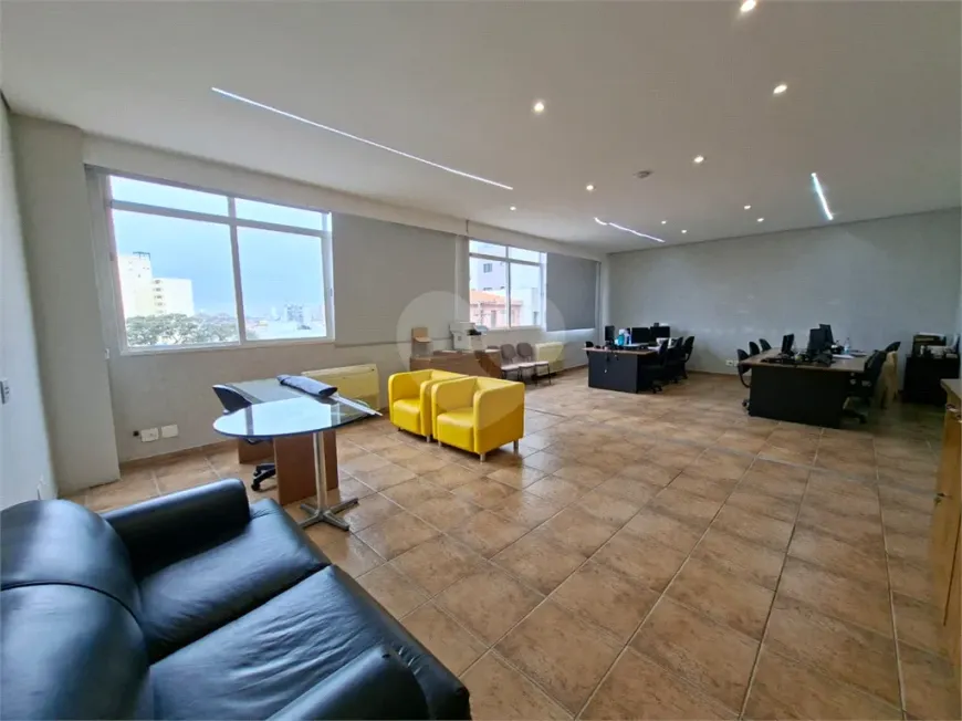 Foto do imóvel - Prédio/Edificio inteiro para alugar com 400 m², 5 banheiros e 4 vagas na garagem próximo ao.