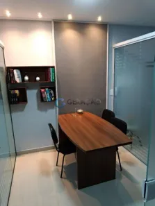 Conjunto Comercial / Sala à venda, 44m² no Centro, São José dos Campos