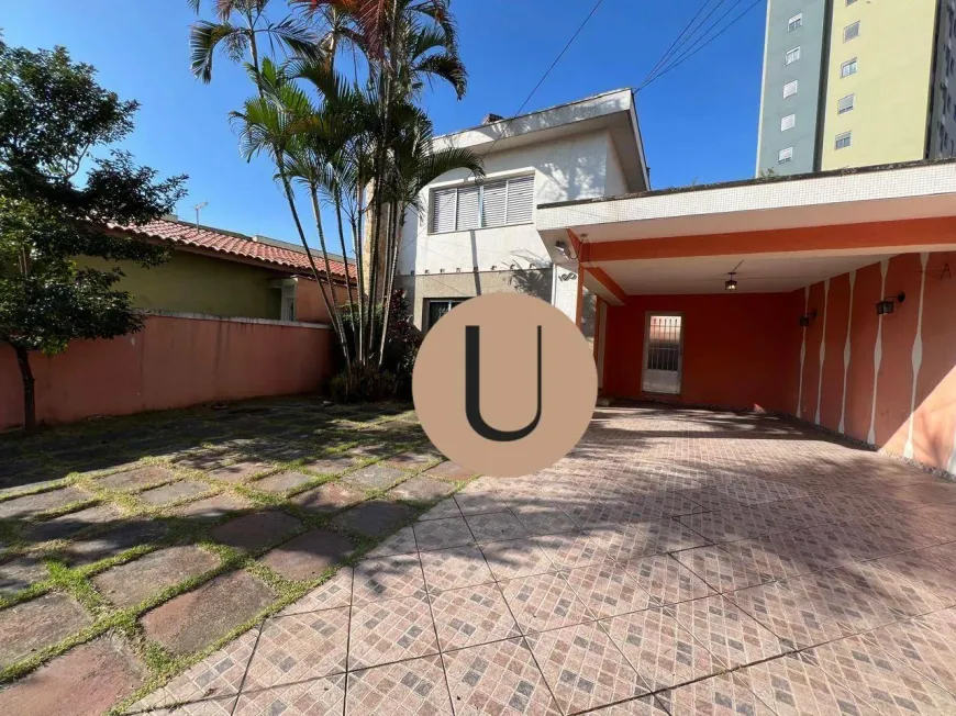 Foto do imóvel - Casa para alugar com 3 quartos, 1 suíte, 380 m² e 4 vagas na garagem em