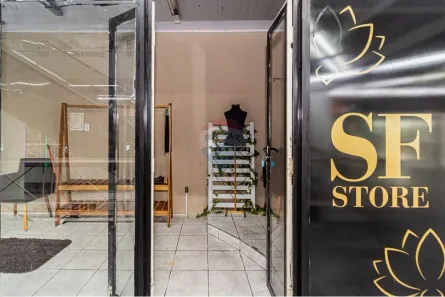 Loja / Salão / Ponto Comercial à venda, 15m² no Centro, Pelotas