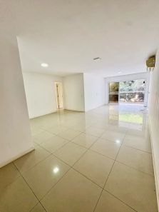 Apartamento com 4 Quartos para venda ou aluguel, 150m² no Charitas, Niterói