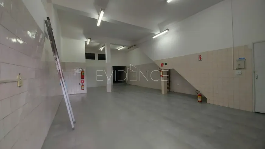 Foto do imóvel - Loja/Box para alugar com 176 m², 2 banheiros e 1 vaga na garagem em