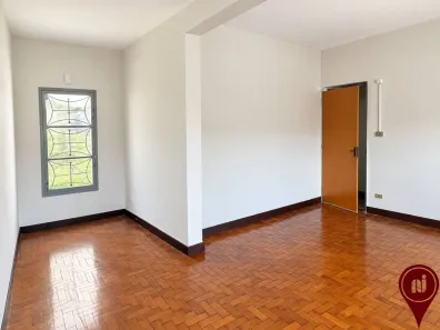 Casa com 4 Quartos para alugar, 150m² no Centro, Nova Lima