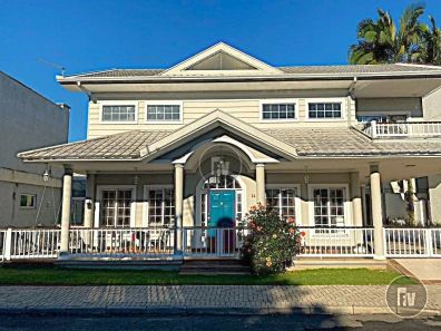 Casa de Condomínio com 3 Quartos à venda, 321m² no Barra, Balneário Camboriú