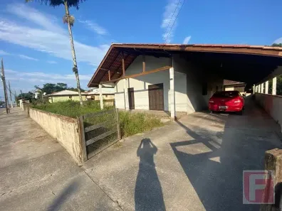 Casa com 6 Quartos à venda, 282m² no Centro, Itapoá