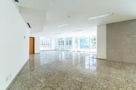 Prédio/Edifício Inteiro para alugar, 97m² no Asa Sul, Brasília