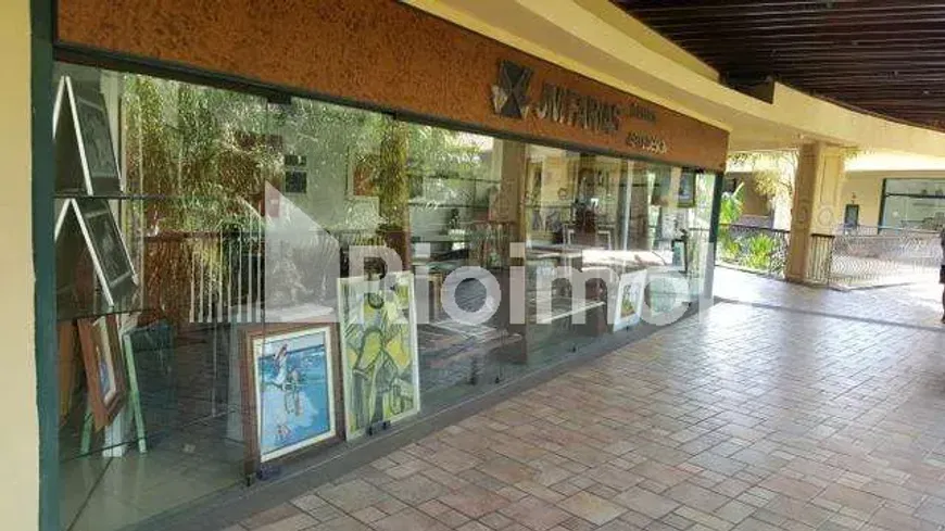 Foto do imóvel - Ponto comercial/Loja/Box para alugar com 30 m², ar-condicionado e 1 vaga na garagem em
