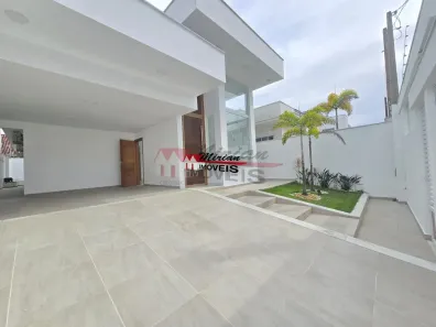 Casa com 3 Quartos à venda, 150m² no Centro, Peruíbe