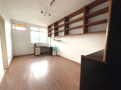 Conjunto Comercial / Sala à venda, 20m² no Mutondo, São Gonçalo