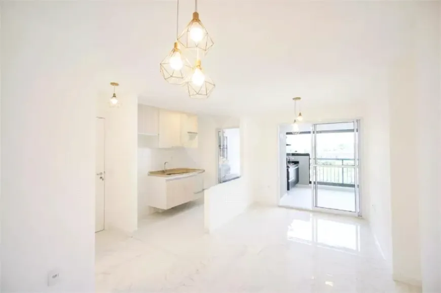 Foto do imóvel - Apartamento à venda com 3 quartos, 1 suíte, 3 banheiros e churrasqueira no condomínio próximo.