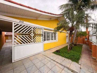 Casa com 2 Quartos à venda, 145m² no Centro, Peruíbe