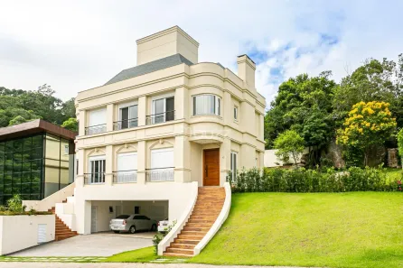 Casa de Condomínio com 4 Quartos à venda, 358m² no Cacupé, Florianópolis