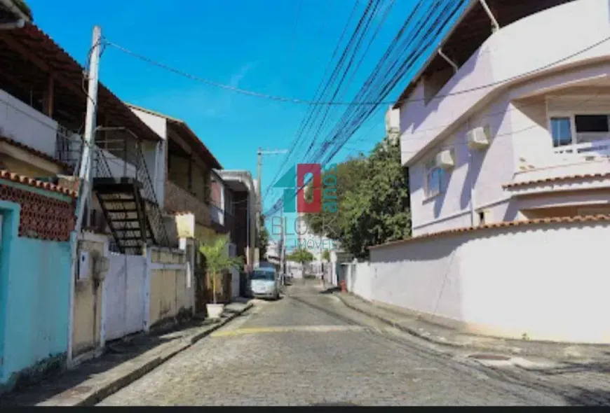 Foto do imóvel - Casa de condomínio à venda com 3 quartos, 1 suíte, 152 m², 2 banheiros e 2 vagas na garagem em