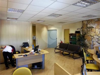 Conjunto Comercial / Sala para venda ou aluguel, 125m² no Jardim Lambreta, Cotia