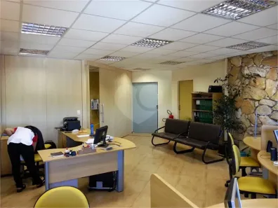 Conjunto Comercial / Sala para venda ou aluguel, 125m² no Jardim Lambreta, Cotia