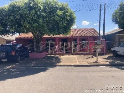 Casa com 3 Quartos à venda, 220m² no CENTRO, Cafeara
