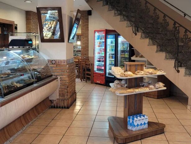 PADARIA, CONFEITARIA, RESTAURANTE e CAFETERIA no Batel!!