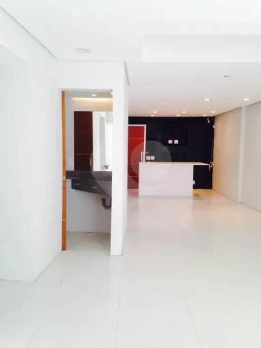 Foto do imóvel - Casa para alugar e venda com 6 quartos, 6 suítes, 130 m², 7 banheiros e 1 vaga próxima ao Metrô.