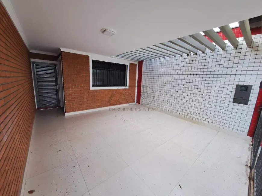Foto do imóvel - Casa para alugar com 121 m², 3 quartos, 1 banheiro, 1 vaga