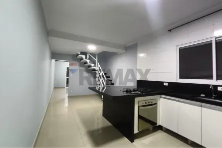 Sobrado com 3 Quartos para alugar, 100m² no Matriz, Mauá