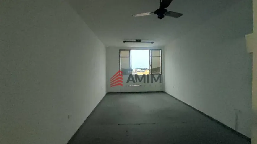 Foto do imóvel - Sala/Conjunto/Escritório à venda com 27 m², 1 banheiro e condomínio com elevador em