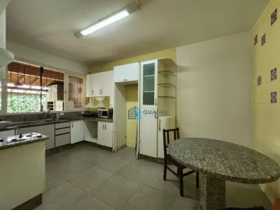 Casa com 4 Quartos para alugar, 274m² no Trindade, Florianópolis