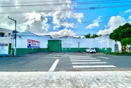Galpão / Depósito / Armazém para alugar, 1500m² no 7 de Setembro, Iguatu