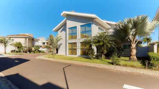 Casa de Condomínio com 4 Quartos para venda ou aluguel, 357m² no Uberaba, Curitiba
