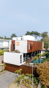 Casa de Condomínio com 3 Quartos à venda, 484m² no Cacupé, Florianópolis