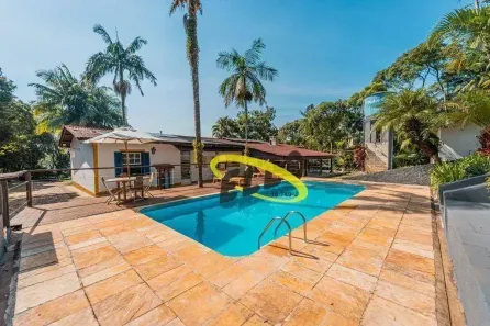 Casa com 3 Quartos para venda ou aluguel, 418m² no Vila Santo Antônio, Cotia