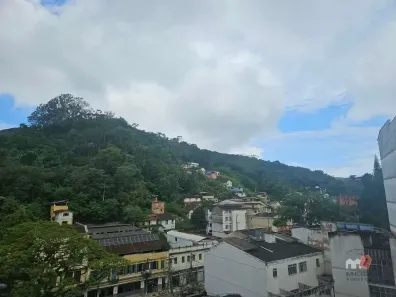 Apartamento com 3 Quartos para alugar, 125m² no Centro, Petrópolis