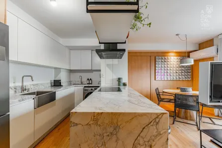 Apartamento com 2 Quartos à venda, 66m² no Centro, Curitiba