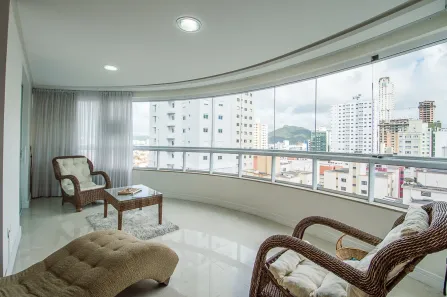 Apartamento com 3 Quartos à venda, 122m² no Centro, Balneário Camboriú