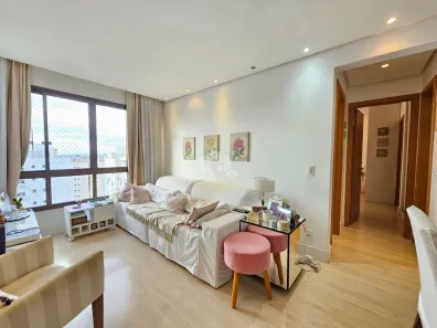 Apartamento com 2 Quartos à venda, 66m² no Passo da Areia, Porto Alegre