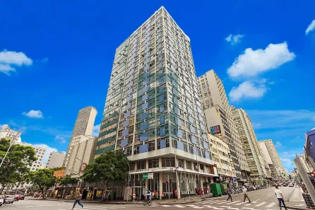 Loja / Salão / Ponto Comercial com 1 Quarto à venda, 40m² no Centro, Curitiba