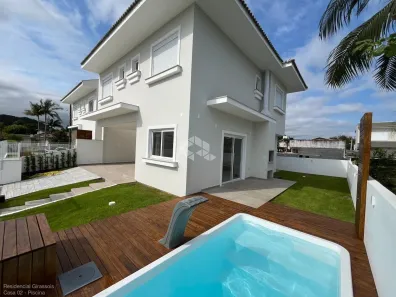 Casa com 3 Quartos à venda, 215m² no Daniela, Florianópolis
