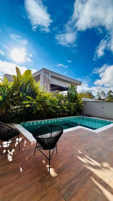 Foto do imóvel - Casa de condomínio à venda com 4 quartos, 4 suítes, 212 m², 5 banheiros e 4 vagas em