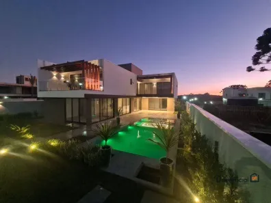 Casa de Condomínio com 4 Quartos à venda, 544m² no Augusta, Curitiba