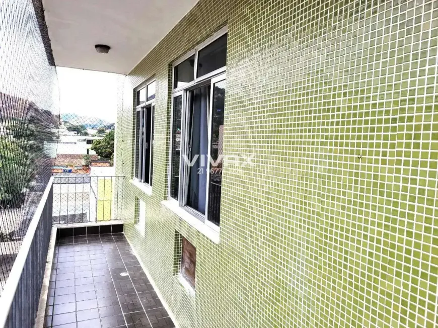 Foto do imóvel - Apartamento à venda com 2 quartos, 2 banheiros, 1 vaga na garagem, sacada e aceita animais.