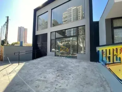 Prédio Inteiro para alugar, 628m² no Cambuí, Campinas