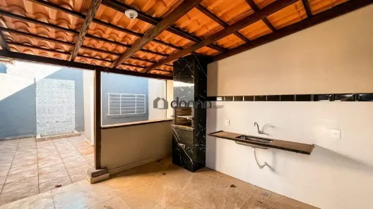 Casa com 3 Quartos à venda, 200m² no Cidade Nova, Uberaba