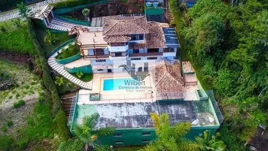 Casa com 6 Quartos à venda, 900m² no Cuiabá, Petrópolis