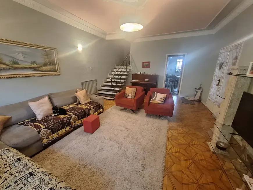 Foto do imóvel - Casa de vila à venda com 4 quartos, 3 banheiros, 2 vagas, 220 m² perto da Estação Olímpica De.